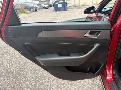 Used 2018 Hyundai Sonata Sport FWD image 12