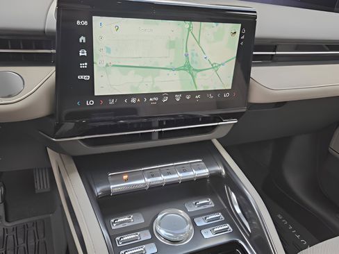 Used 2024 Lincoln Nautilus Premier image 36