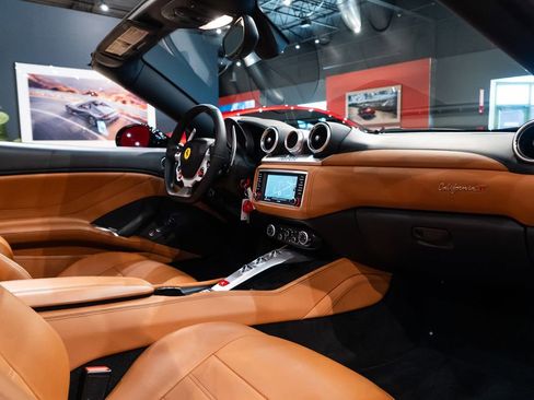 Certified 2017 Ferrari California T RWD image 46