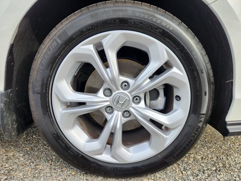 Certified 2025 Honda Accord LX image 19