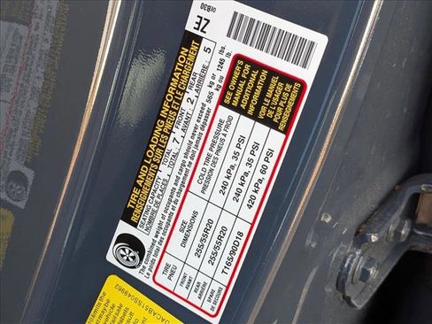 Used 2025 Toyota Grand Highlander AWD Hybrid image 17