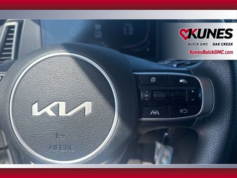 Used 2024 Kia Sportage LX image 29
