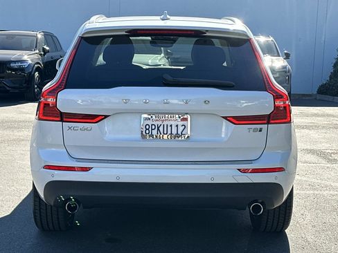 Used 2020 Volvo XC60 T8 Momentum w/ Protection Package Premier image 5