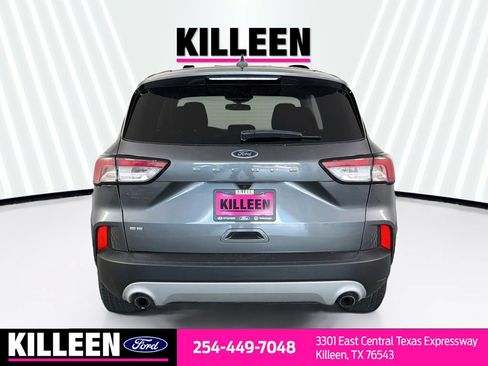 Used 2022 Ford Escape SE w/ Convenience Package FWD image 8