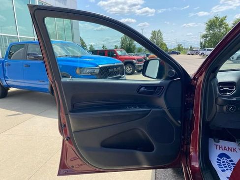 Used 2022 Dodge Durango GT AWD/4WD image 9