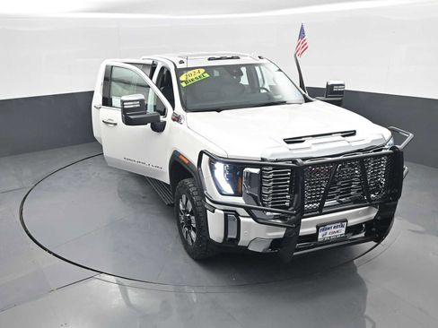 Used 2024 GMC Sierra 3500 Denali w/ Denali Reserve Package AWD/4WD image 45
