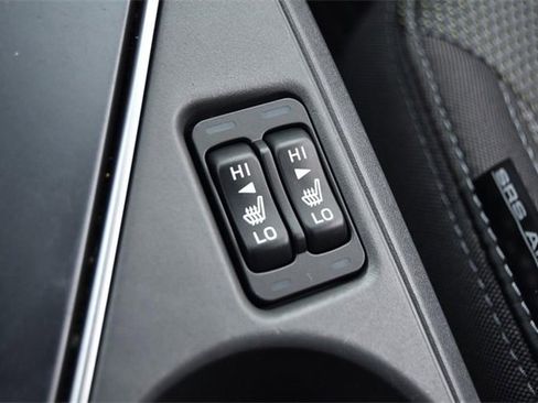 Used 2024 Subaru Crosstrek 2.0i Premium image 16