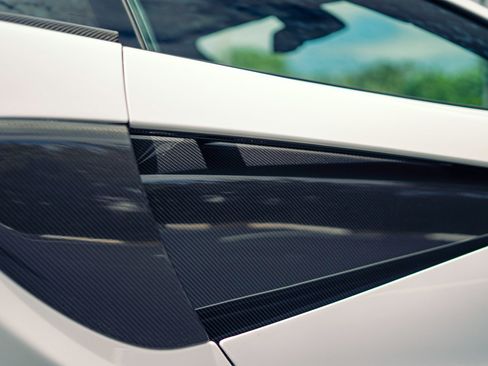 Used 2016 McLaren 570S Coupe image 3