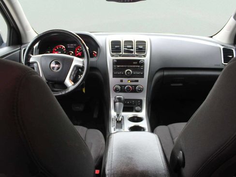 Used 2011 GMC Acadia SLE image 8