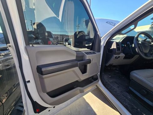 Used 2022 Ford F350 XL w/ Power Equipment Group image 6