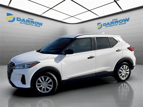 Certified 2022 Nissan Kicks S image 1