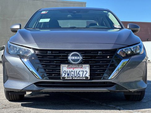 Used 2025 Nissan Sentra S image 6