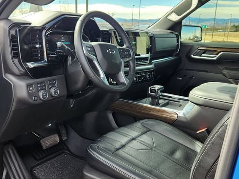 Used 2024 Chevrolet Silverado 1500 RST w/ All Star Edition Plus AWD/4WD image 8