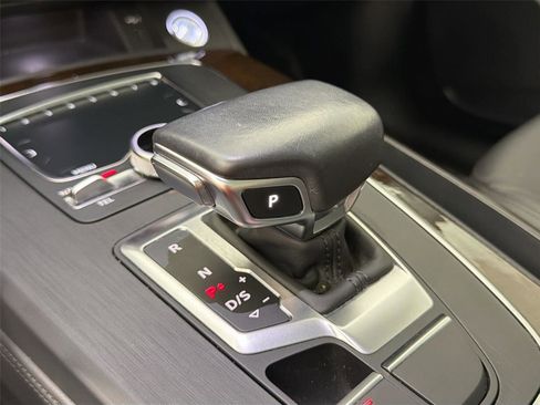 Used 2020 Audi Q5 2.0T Premium Plus image 17