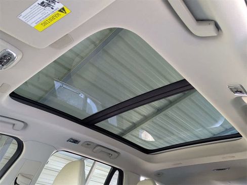 Used 2020 Volvo XC90 T6 Momentum w/ Protection Package Premier image 28