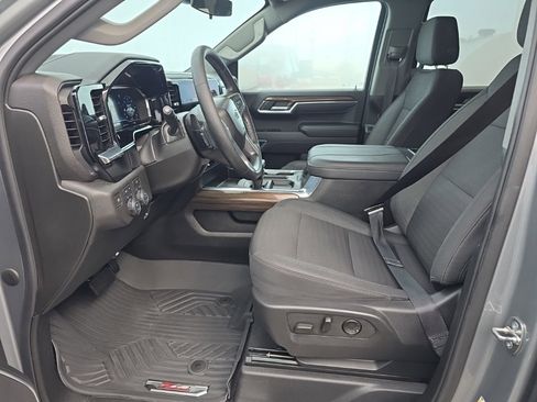 Used 2023 Chevrolet Silverado 1500 RST image 11