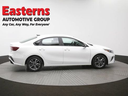 Used 2022 Kia Forte LXS FWD image 43