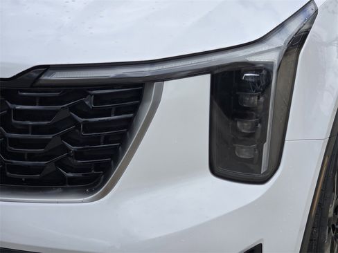 New 2026 Kia Sorento S image 6