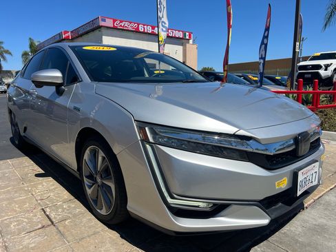 Used 2019 Honda Clarity Plug-In Hybrid image 1