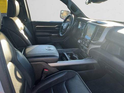 Used 2024 RAM 1500 Laramie image 15