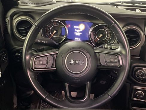 Used 2022 Jeep Wrangler Unlimited Sport w/ Xtreme Recon 35" Tire Package image 16