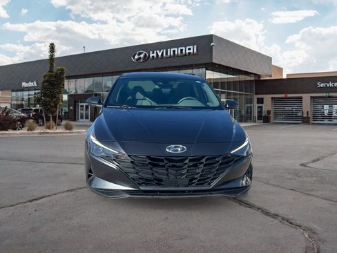 Certified 2023 Hyundai Elantra SEL w/ Convenience Package image 8