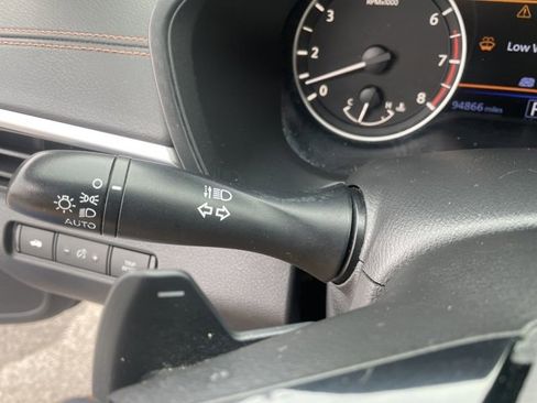 Used 2020 Nissan Altima 2.5 SR image 30