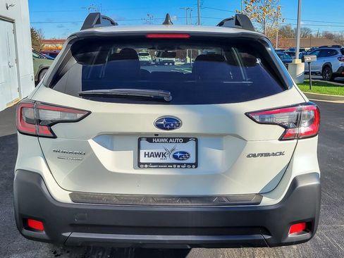 Certified 2025 Subaru Outback Premium w/ Popular Package #1A AWD/4WD image 5