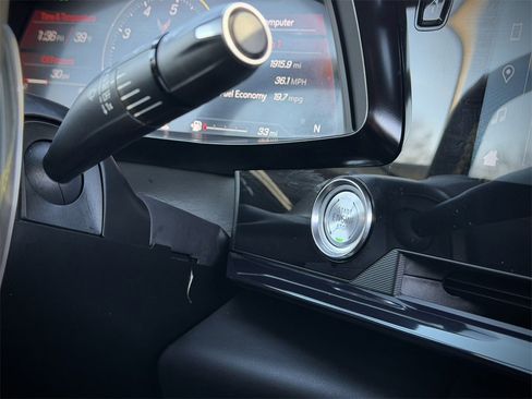 Used 2024 Chevrolet Corvette Stingray Premium Cpe w/ Z51 Performance Package image 34