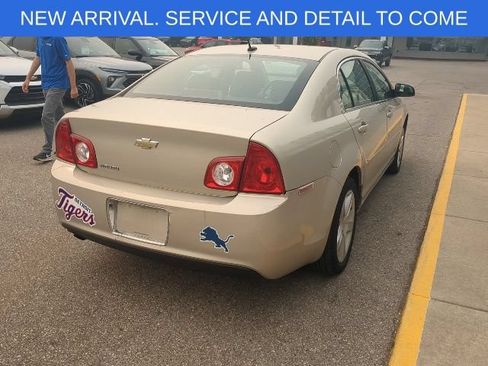 Used 2010 Chevrolet Malibu LS FWD image 7