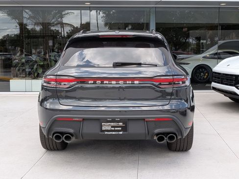 Used 2025 Porsche Macan AWD/4WD image 10