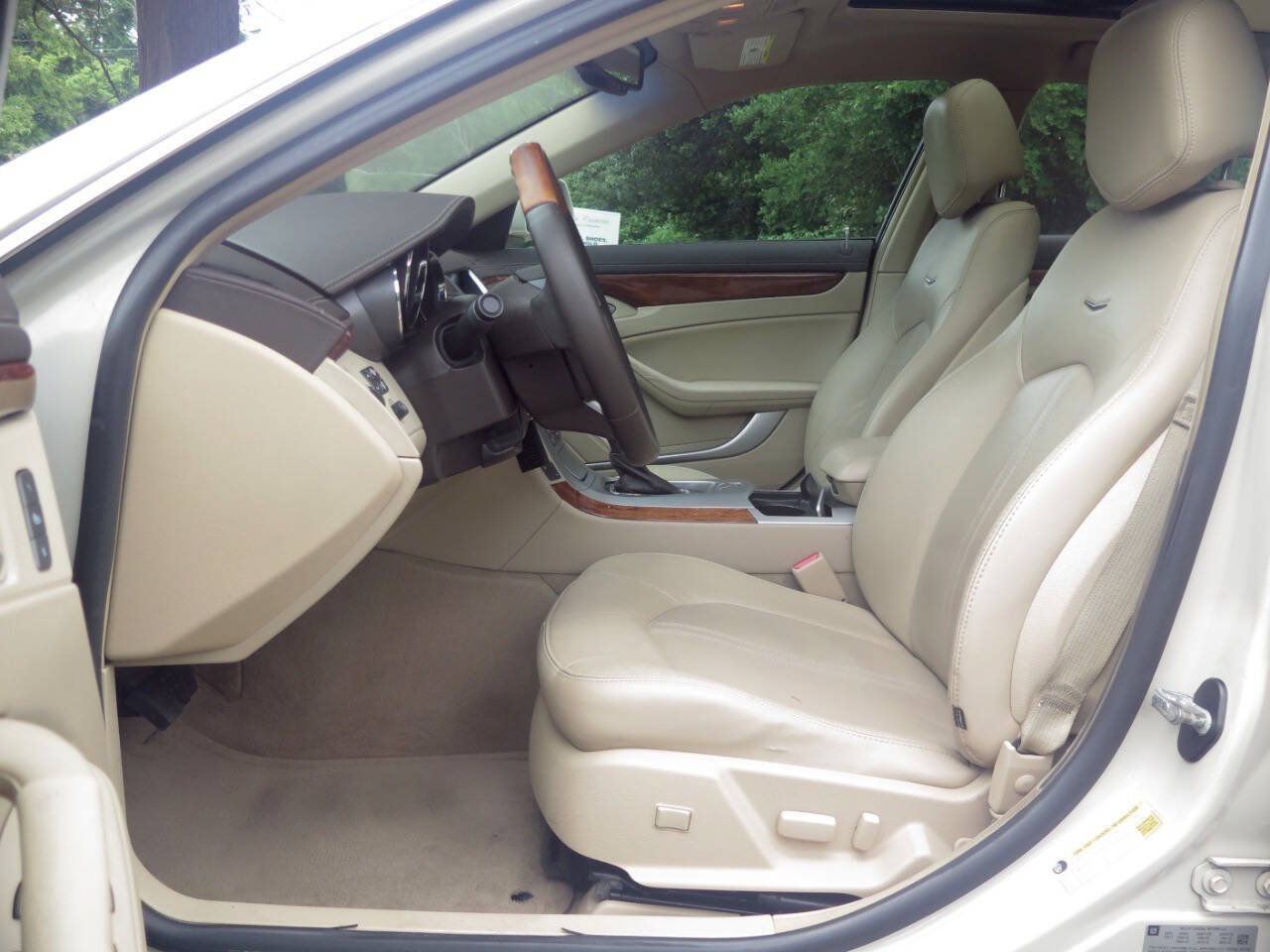 Used 2011 Cadillac CTS Luxury AWD/4WD image 7