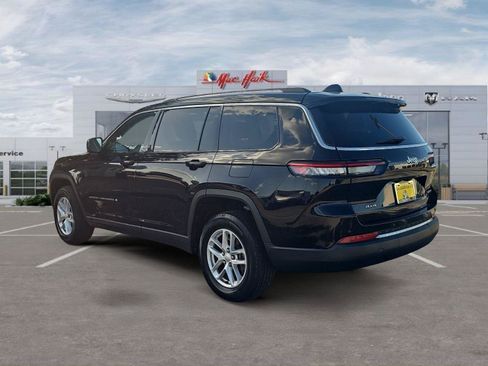 Used 2023 Jeep Grand Cherokee L Laredo AWD/4WD image 3