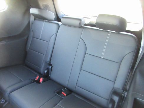 New 2026 GMC Acadia Elevation w/ Black Edition FWD image 15
