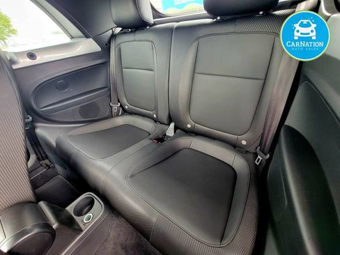 Used 2016 Volkswagen Beetle 1.8T S FWD image 7