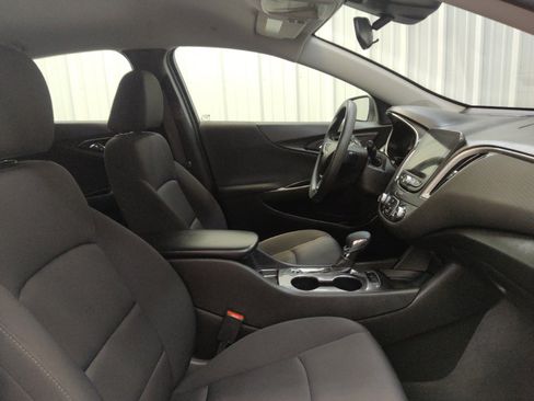 Used 2024 Chevrolet Malibu LS FWD image 21