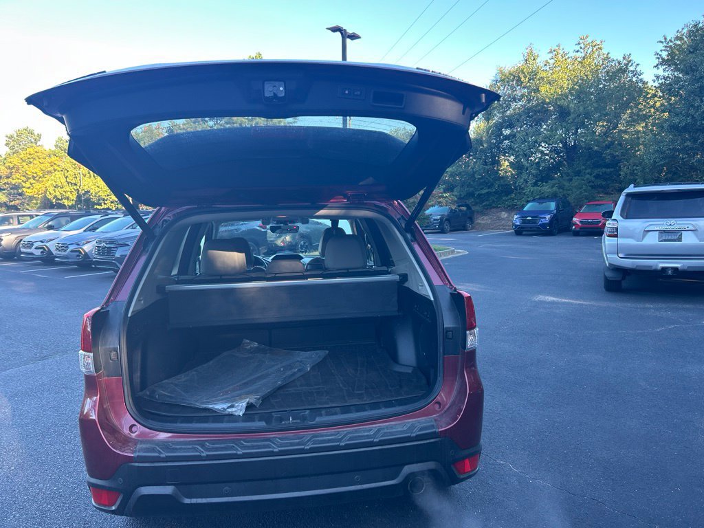 Used 2019 Subaru Forester Limited AWD/4WD image 18