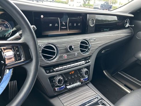 Used 2023 Rolls-Royce Ghost AWD/4WD image 33