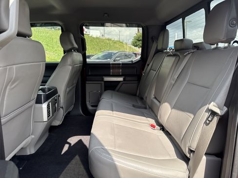 Used 2015 Ford F150 Lariat RWD image 26