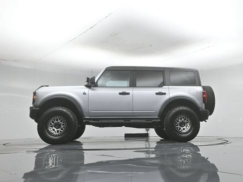 Used 2023 Ford Bronco Black Diamond AWD/4WD image 50
