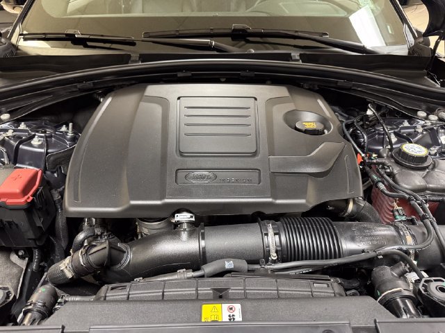 Used 2026 Land Rover Range Rover Velar S AWD/4WD image 29