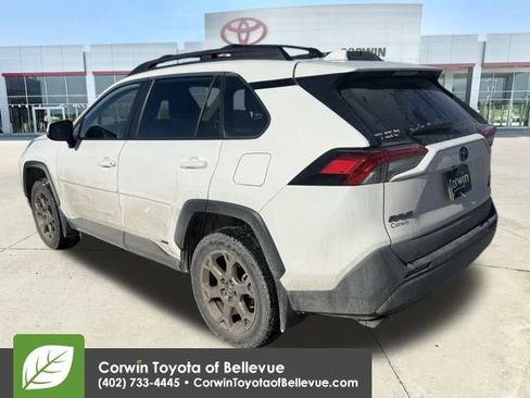 Used 2023 Toyota RAV4 AWD Hybrid image 34