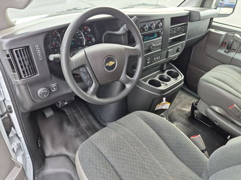 Used 2025 Chevrolet Express 2500 w/ Driver Convenience Package RWD image 19