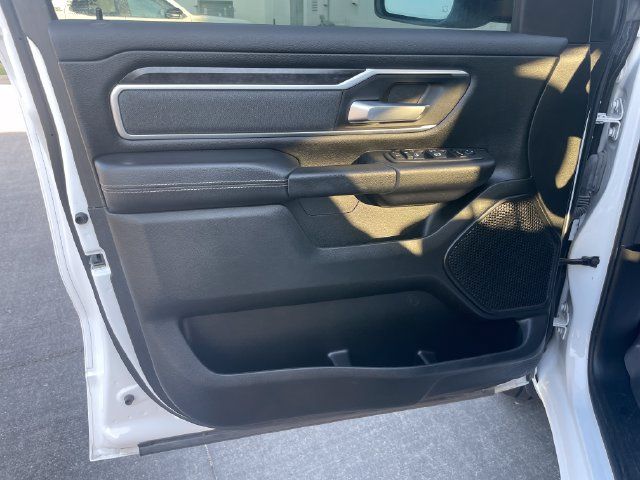 Used 2022 RAM 1500 Big Horn AWD/4WD image 11