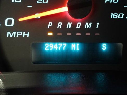 Used 2024 Chevrolet Express 3500 LT w/ LT Preferred Equipment Group image 12