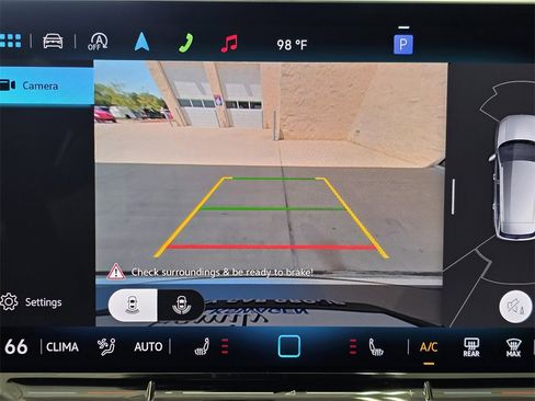 New 2025 Volkswagen Tiguan SE image 13