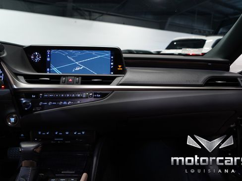 Used 2019 Lexus ES 350 FWD image 34