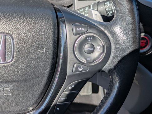 Used 2016 Honda Pilot Elite image 19