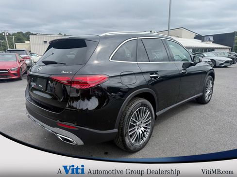 Used 2026 Mercedes-Benz GLC 300 4MATIC image 8
