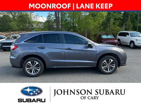 Used 2017 Acura RDX AWD w/ Advance Package image 3